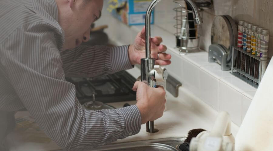 Professional sink repair in Waltonville, IL